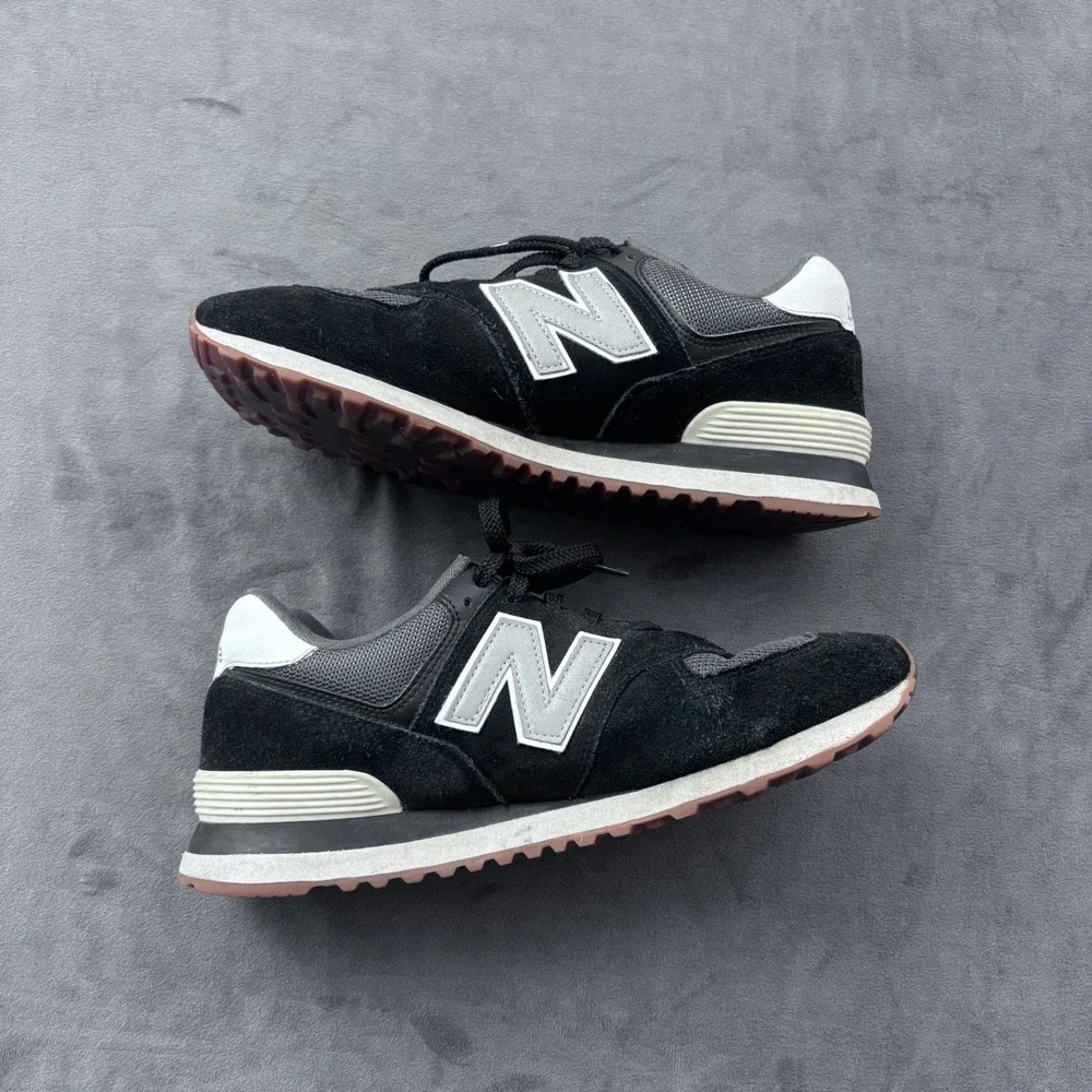 New Balance 574 Classic Womens Sneakers Black Grey Suede ML574EGG Gum Sole